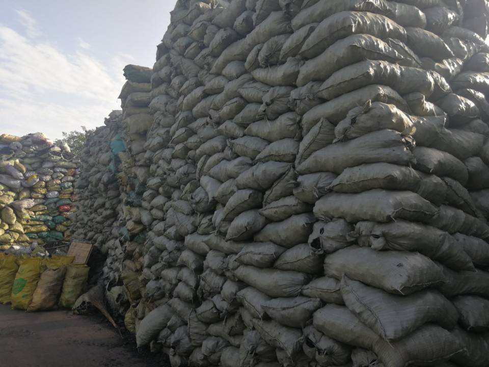 天达优质工业炭